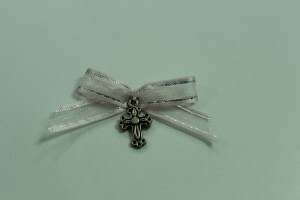 Pin with organza ribbon